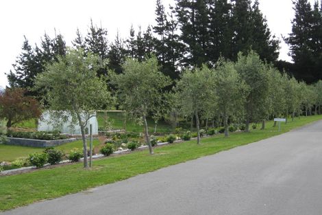 Photo of property in 1 Hillview Place, Amberley, 7410