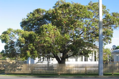 Photo of property in 87 De Lautour Road, Inner Kaiti, Gisborne, 4010