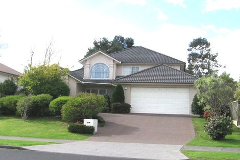 Photo of property in 23 Rochester Crescent, Somerville, Auckland, 2014