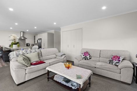 Photo of property in 62a Puketapu Road, Taradale, Napier, 4112