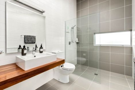 Photo of property in 7 Ridgecrest, Wanaka, 9305