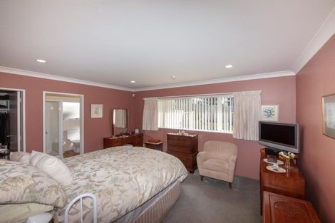 Photo of property in 7 Eastcott Grove, Churton Park, Wellington, 6037