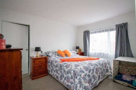 Photo of property in 16 Ohinemuri Place, Paeroa, 3600