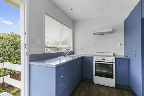 Photo of property in 3 Capitol Road, Matakatia, Whangaparaoa, 0930