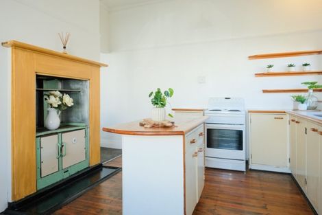 Photo of property in 19 Osmond Street, South Dunedin, Dunedin, 9012