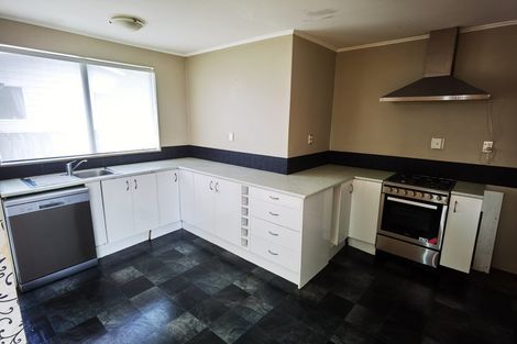 Photo of property in 266c Birkdale Road, Birkdale, Auckland, 0626