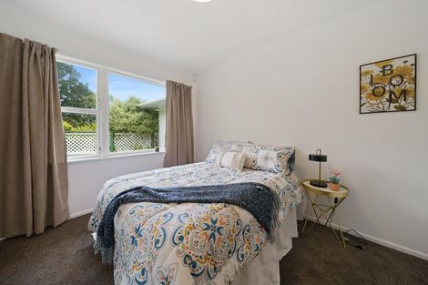 Photo of property in 39 Vista Crescent, Maoribank, Upper Hutt, 5018