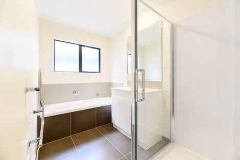 Photo of property in 88 Fields Parade, Oteha, Auckland, 0632