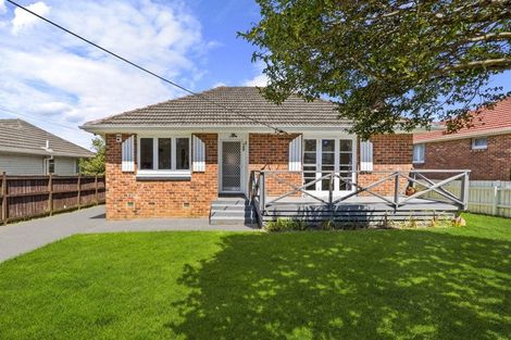 Photo of property in 146 Seabrook Avenue, New Lynn, Auckland, 0600