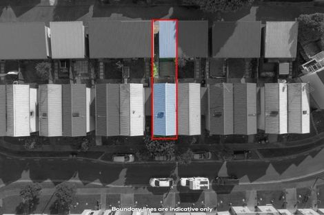 Photo of property in 42 Kirikiri Lane, East Tamaki, Auckland, 2013