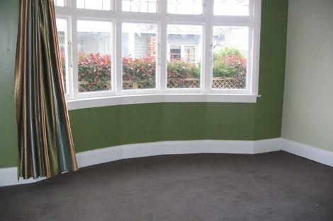 Photo of property in 27 Horotutu Road, Greenlane, Auckland, 1061