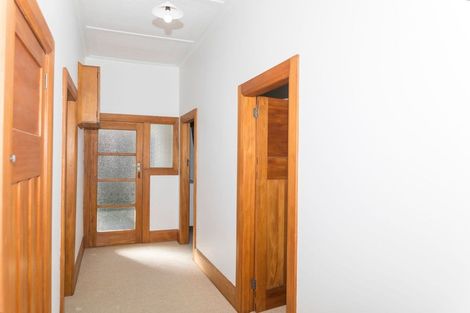 Photo of property in 5 Alexandra Street, Dannevirke, 4930