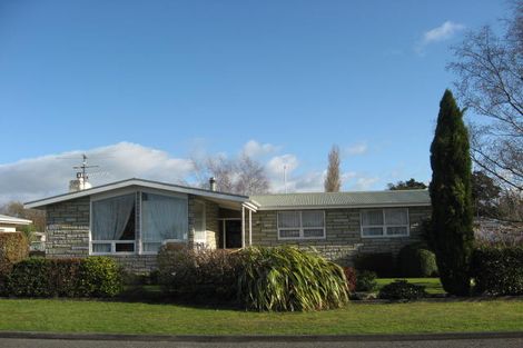 Photo of property in 11 Yule Grove, Greytown, 5712