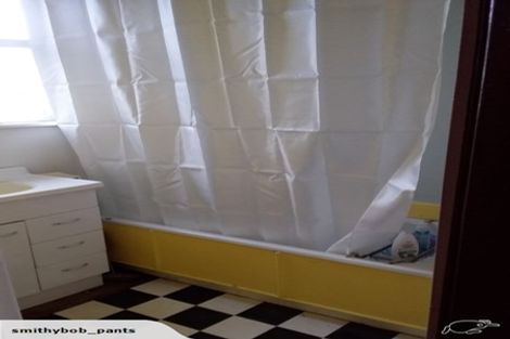 Photo of property in 2 Hobson Place, Takaro, Palmerston North, 4412