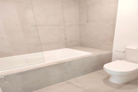 Photo of property in 14 Papai Lane, Massey, Auckland, 0614