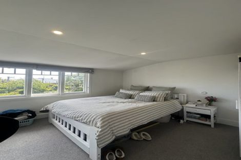 Photo of property in 33 Kotare Street, Fendalton, Christchurch, 8041