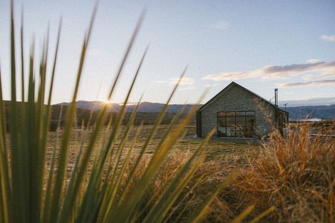 Photo of property in 217 Stevenson Road, Wanaka, 9382