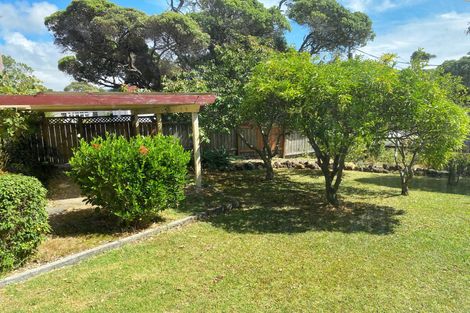 Photo of property in 9 Hauraki Road, Leigh, 0985