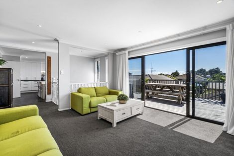 Photo of property in 2/183 Edgecumbe Road, Tauranga South, Tauranga, 3112