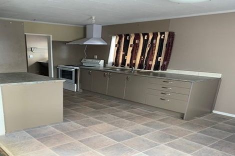 Photo of property in 16 Redwood Drive, Waipukurau, 4200