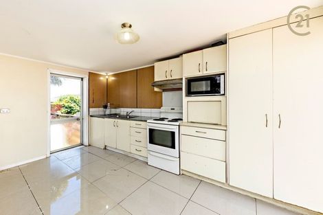 Photo of property in 3/4 Gibbs Road, Manurewa, Auckland, 2102