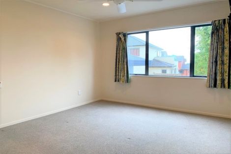 Photo of property in 13b Crystal Avenue, Glendene, Auckland, 0602