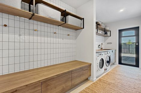 Photo of property in 14 The Fairways, Kinloch, Taupo, 3377