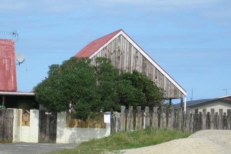 Photo of property in 40 Tongariro Street, Castlecliff, Whanganui, 4501