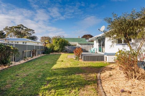 Photo of property in 181a Bridge Street, Bulls, 4818