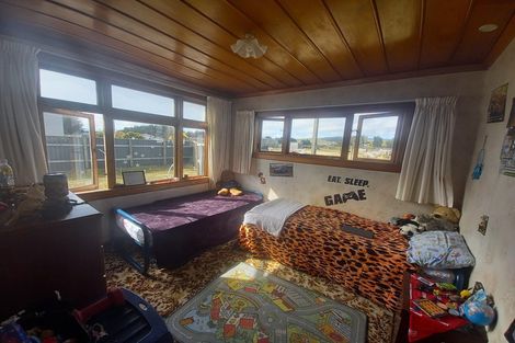 Photo of property in 3 Main Road, Tuatapere, 9620