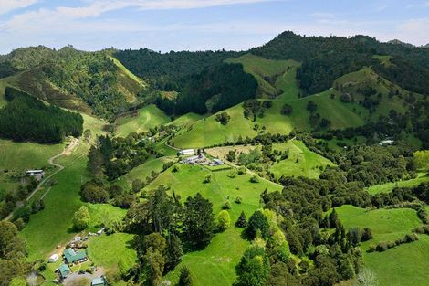 Photo of property in 71 Mangotahi Road, Thames, 3577