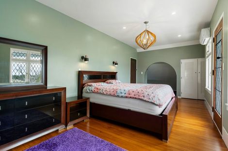 Photo of property in 6 Peverill Crescent, Papatoetoe, Auckland, 2025