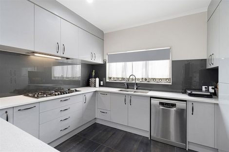 Photo of property in 7a Woodvale Road, Glen Eden, Auckland, 0602