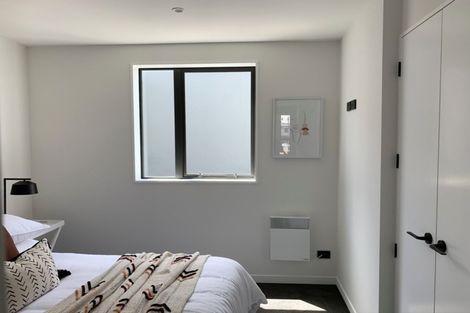 Photo of property in 11 Taggart Place, Sockburn, Christchurch, 8042