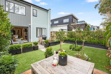 Photo of property in 5 Breakwater Way, Whitby, Porirua, 5024