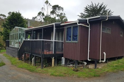 Photo of property in 694 Whitemans Valley Road, Whitemans Valley, Upper Hutt, 5371