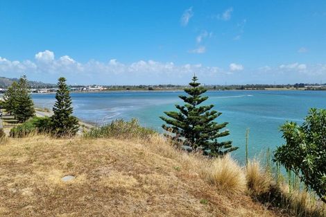 Photo of property in 3 Quarry Road, Mount Pleasant, Christchurch, 8081