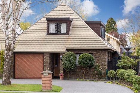 Photo of property in 252a Memorial Avenue, Burnside, Christchurch, 8053