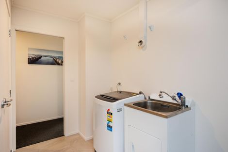 Photo of property in 79 Balrickard Way, Milson, Palmerston North, 4414