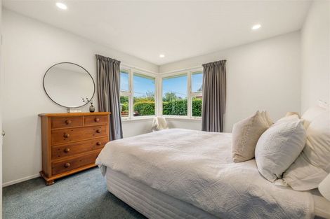 Photo of property in 9 Solway Avenue, Ilam, Christchurch, 8041