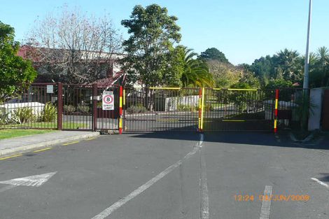 Photo of property in 11c/30 Westward Ho, Glen Eden, Auckland, 0602