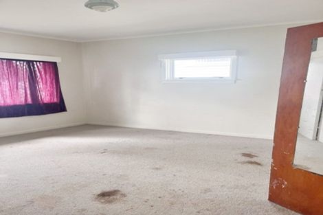 Photo of property in 25 Tiverton Road, Avondale, Auckland, 0600