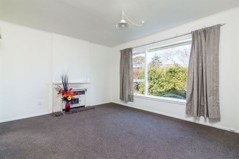 Photo of property in 316 Memorial Avenue, Burnside, Christchurch, 8053
