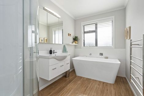 Photo of property in 21 Jarrett Terrace, Leamington, Cambridge, 3432