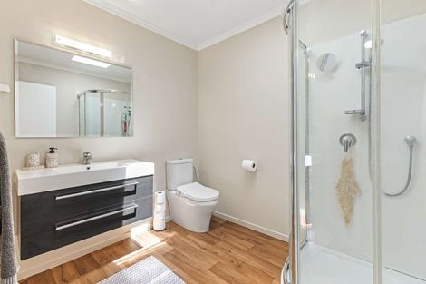 Photo of property in 58 Karina Road, Merrilands, New Plymouth, 4312