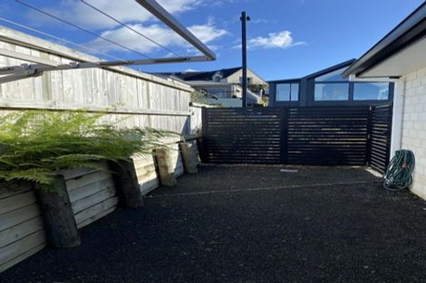 Photo of property in 51 Bert Wall Drive, Omokoroa, 3114