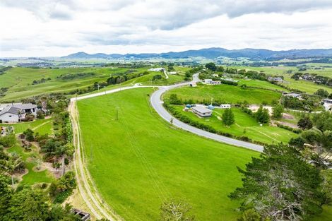 Photo of property in Kaiwaka-mangawhai Road, Mangawhai, 0573