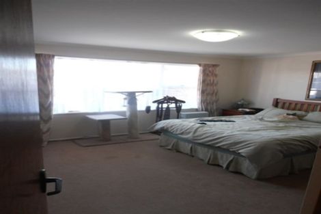 Photo of property in 2/18 Heaphy Place, Casebrook, Christchurch, 8051