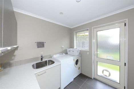 Photo of property in 11 Chateau Drive, Burnside, Christchurch, 8053