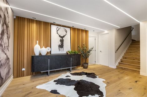 Photo of property in 30b Hanlon Crescent, Narrow Neck, Auckland, 0624